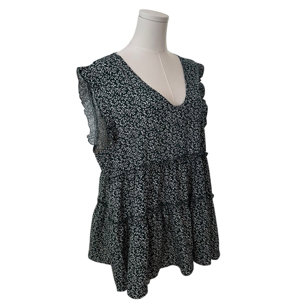 Women's 2X Green Floral Cap Sleeve Tiered PLUS Curvy Casual Relaxed Soft Blouse - Picture 4 of 7